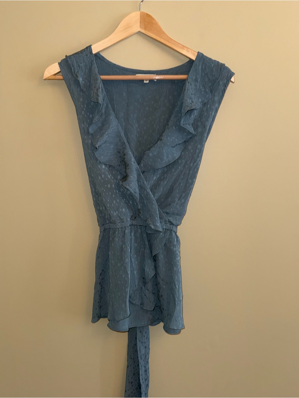 Max Studio Ruffle Sleeveless Wrap Top Size Xl Blue Tie Elegant Euro Resort Chic